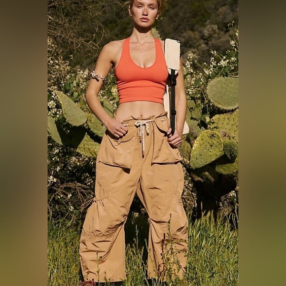 Free People Pants - NWOT FREE PEOPLE MOVEMENT Best Day Even Tan Pants Size M